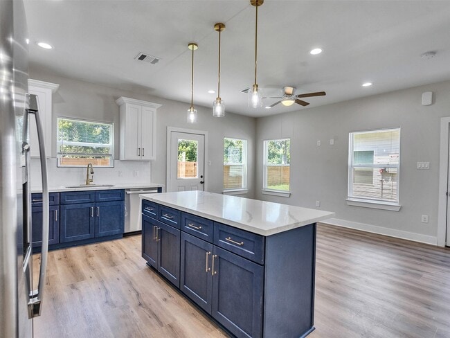 Building Photo - 4713 Talina Way