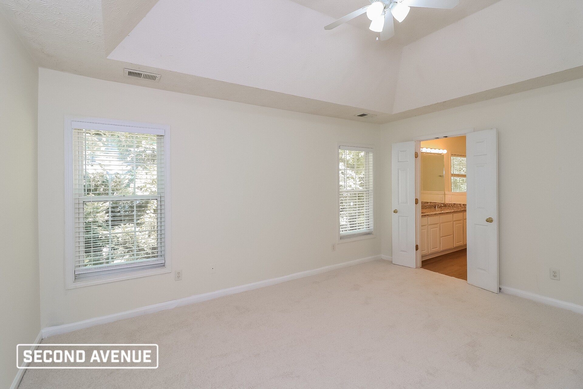 Building Photo - 4454 High Gate Dr NW