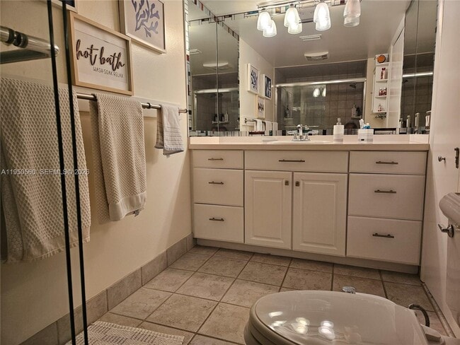 Building Photo - 3400 Galt Ocean Dr