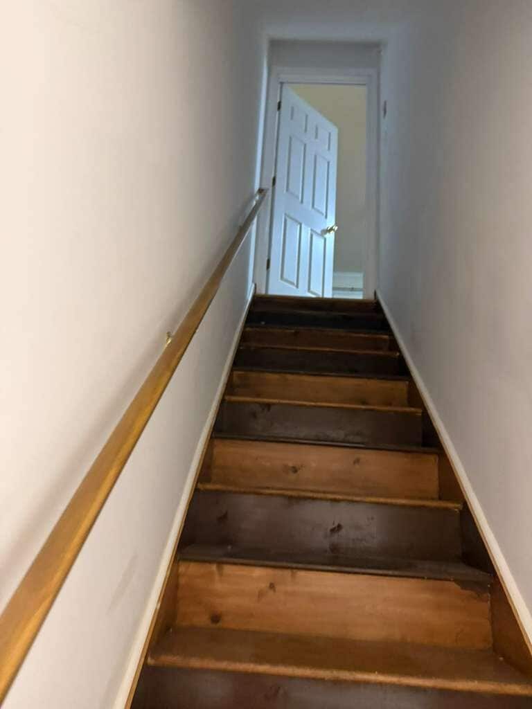 Building Photo - 15 Bobrick Rd