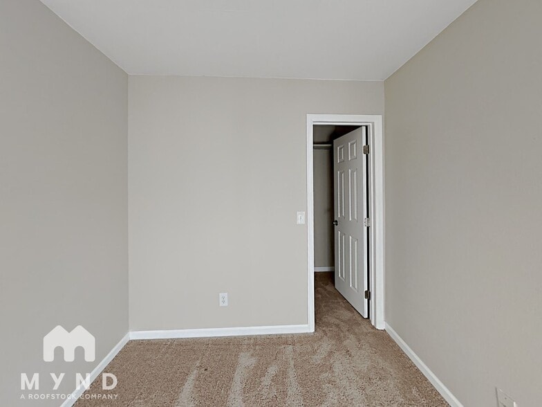 Building Photo - 2057 W Adriatic Pl