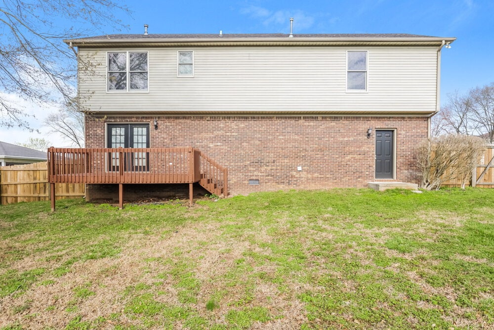 Building Photo - 404 Hump Cir