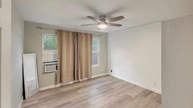 Building Photo - 603 Pila Pl