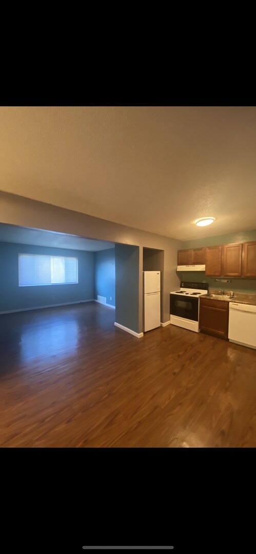 Building Photo - One Bedroom One Bath in Clifton Heights