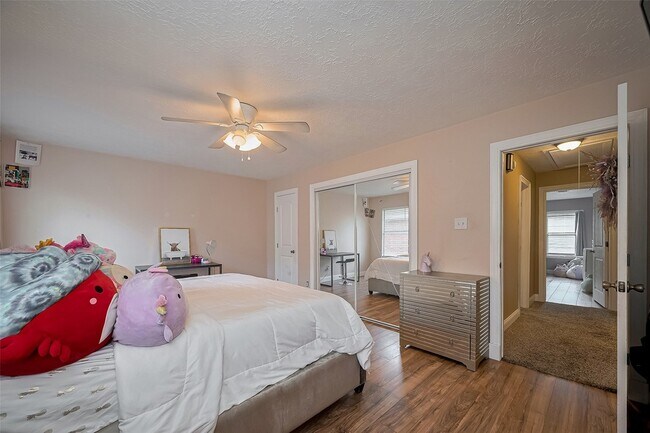 Building Photo - 18914 Hikers Trail Dr