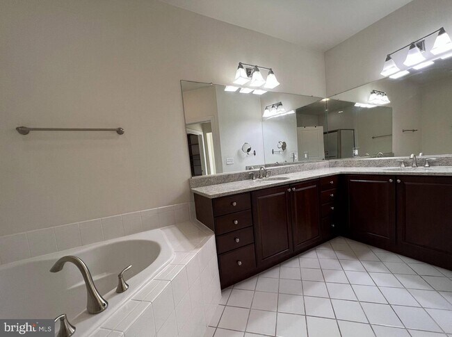 Building Photo - 2360 NJ-33