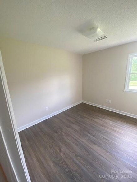 Building Photo - 1212 Hopewell Church Rd