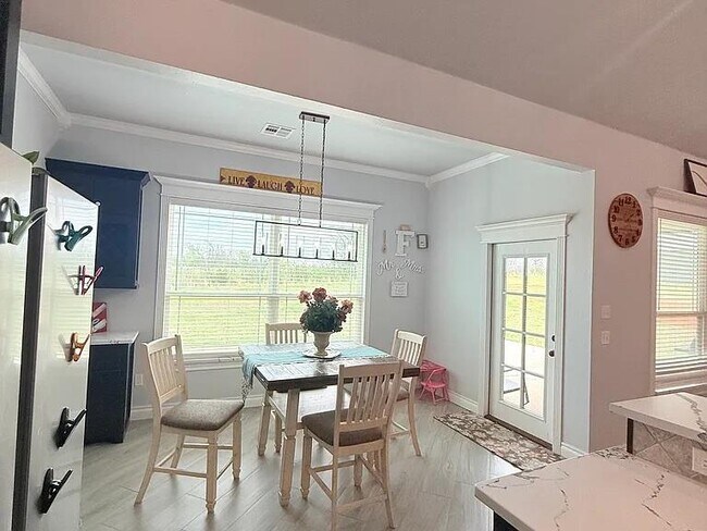 Building Photo - 2276 County Rd 1333