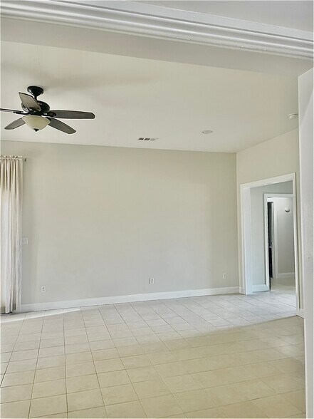 Building Photo - 20673 Medio St