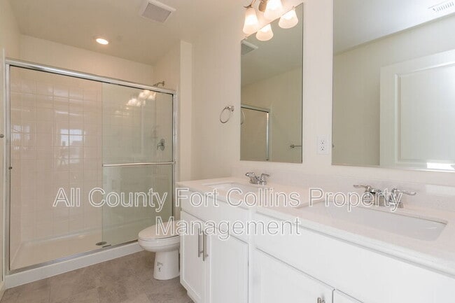 Building Photo - 1758 Knobby Pne Dr