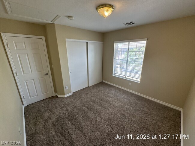 Building Photo - 8465 Adams Valley St