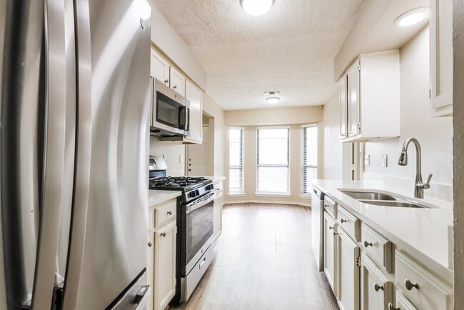 Building Photo - 12207 Evening Glen Ct