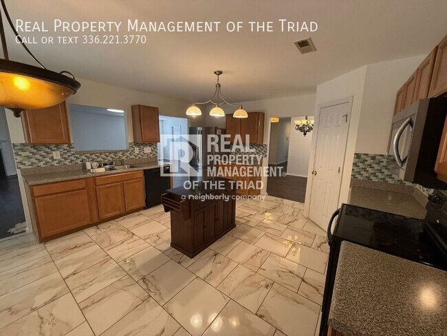 Building Photo - 4547 Brimmer Pl Dr