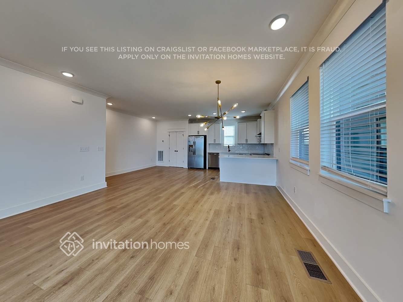 Building Photo - 428 38th Ave N