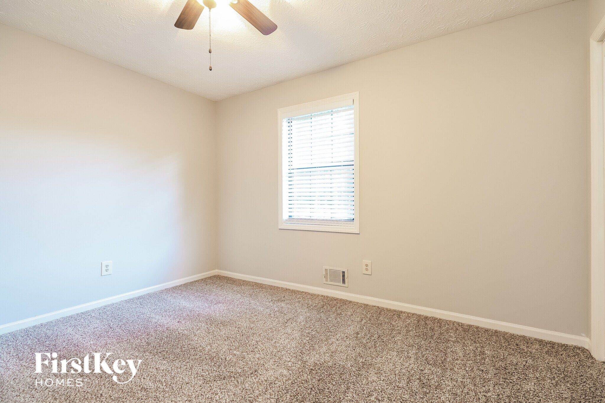 Building Photo - 140 Brookfield Dr