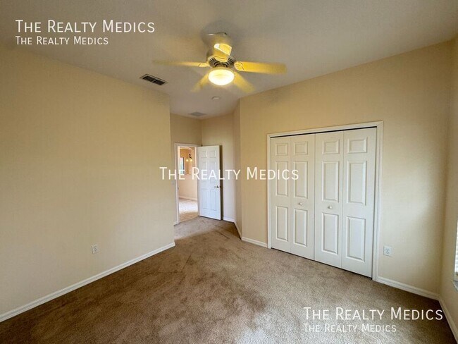 Building Photo - 202 Nova Ave