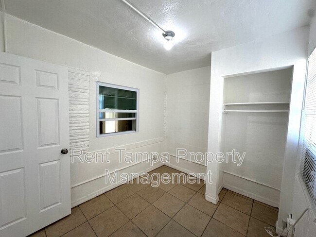 Building Photo - 626 31st St S