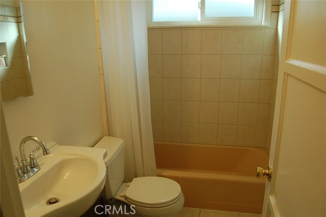 Building Photo - 655 W Grove St