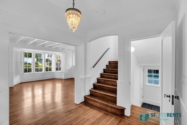 Building Photo - Forest Hill: Elegant Single Family Home