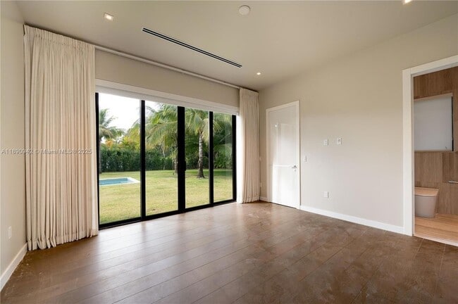 Building Photo - 11200 SW 60th Ave