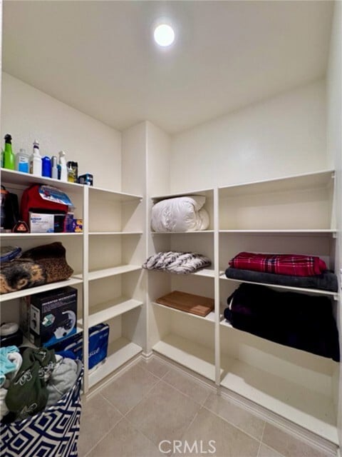 Building Photo - 45725 Middle Gate Ct
