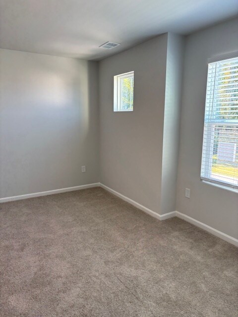 Building Photo - 2129 Victory Wy