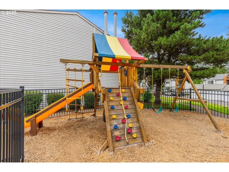 play structure - 10620 SW Davies Rd
