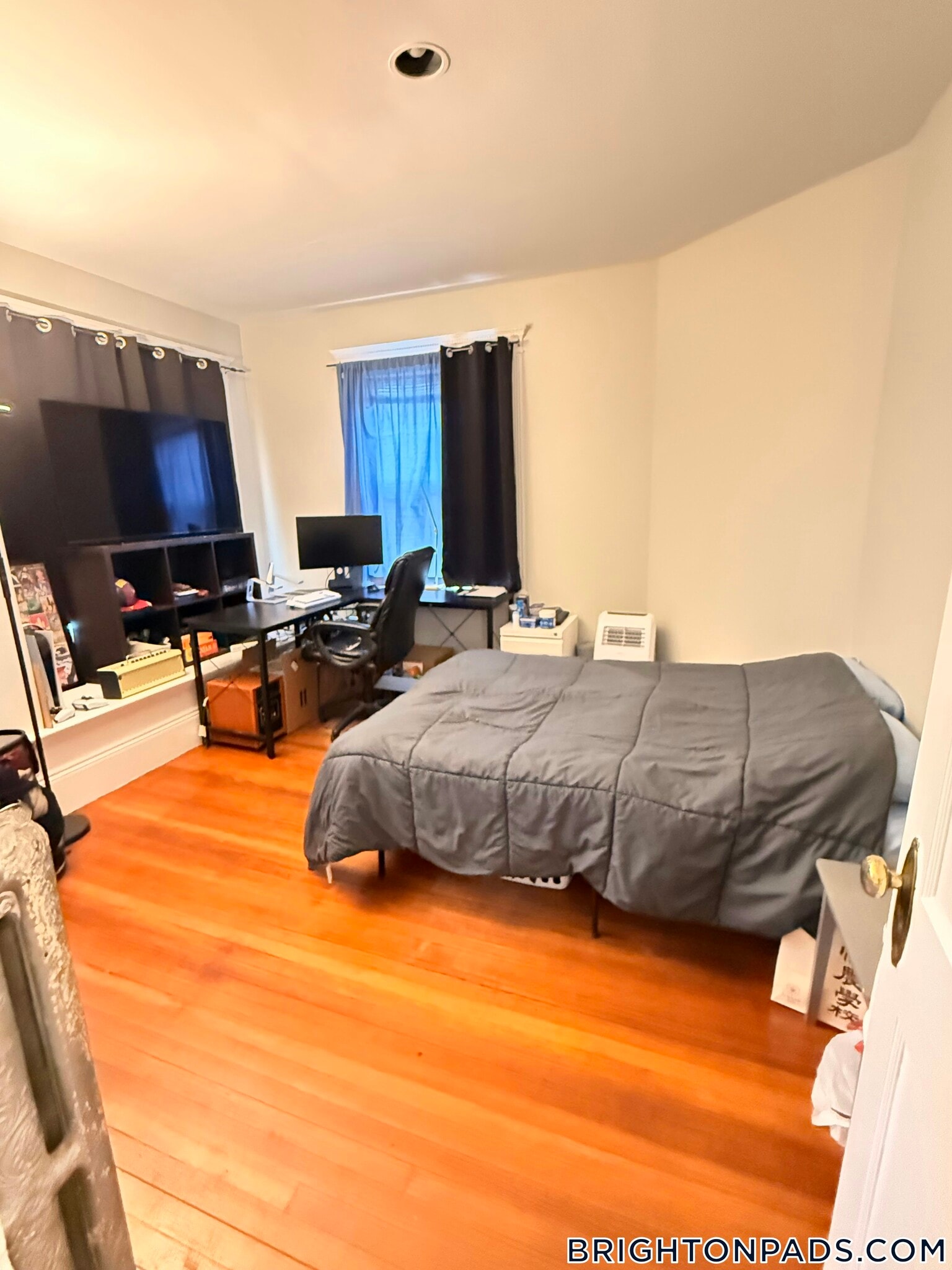 Building Photo - 143 Kilsyth Rd