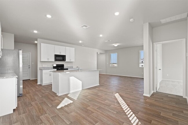 Building Photo - 2713 Towy Rd