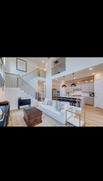 Building Photo - 1513 Waxwing Pl