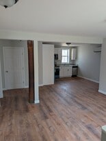 Building Photo - 429 Tolland Turnpike