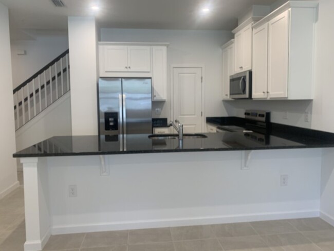 Building Photo - BRAND NEW 3 bedroom 2.5 bath with 2 car ga...