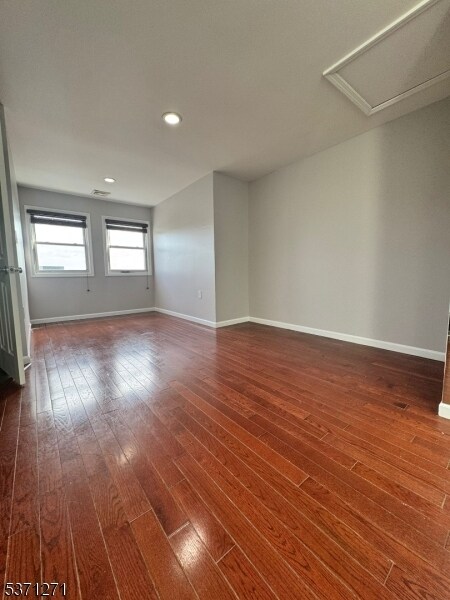 Building Photo - 18 Jaques St