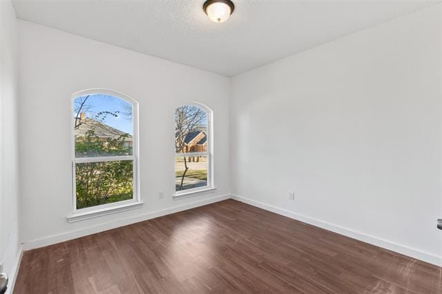 Building Photo - 3005 Club Hill Dr