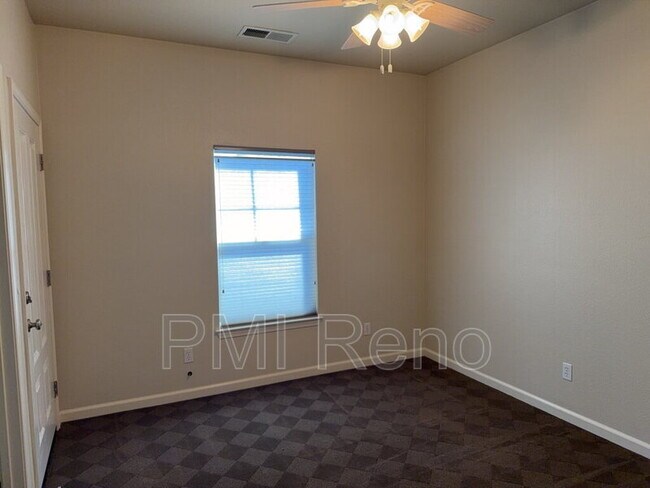 Building Photo - 1360 Waterloo Dr