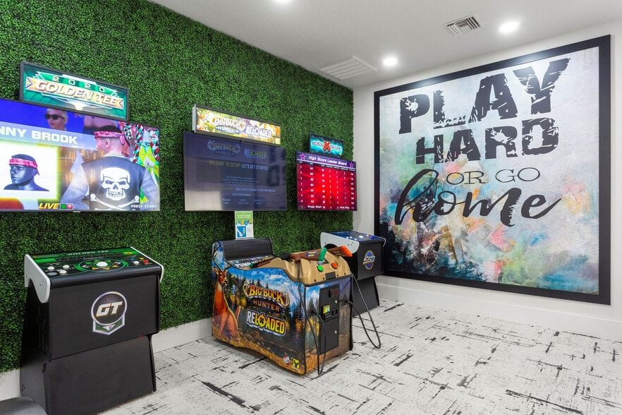 Building Photo - 9450 W Cabela Dr