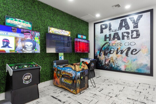 Building Photo - 9450 W Cabela Dr