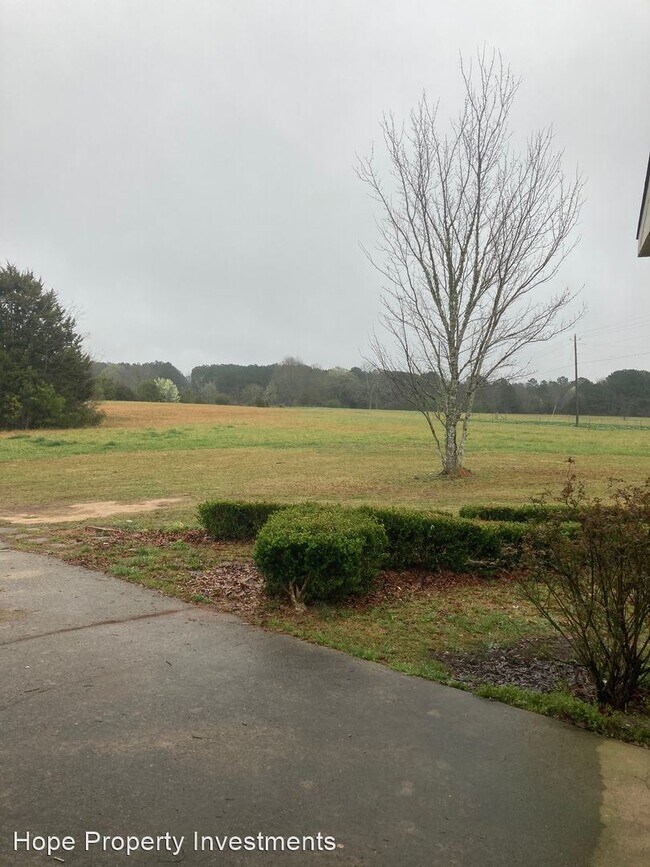 Building Photo - 3 br, 2 bath House - 7745 Forrest Rd