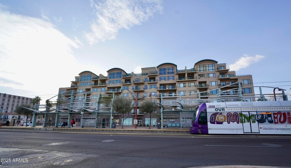 Valley Metro Light Rail - 16 W Encanto Blvd