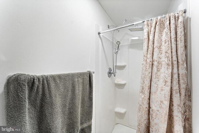 Building Photo - 2503 Lemontree Terrace