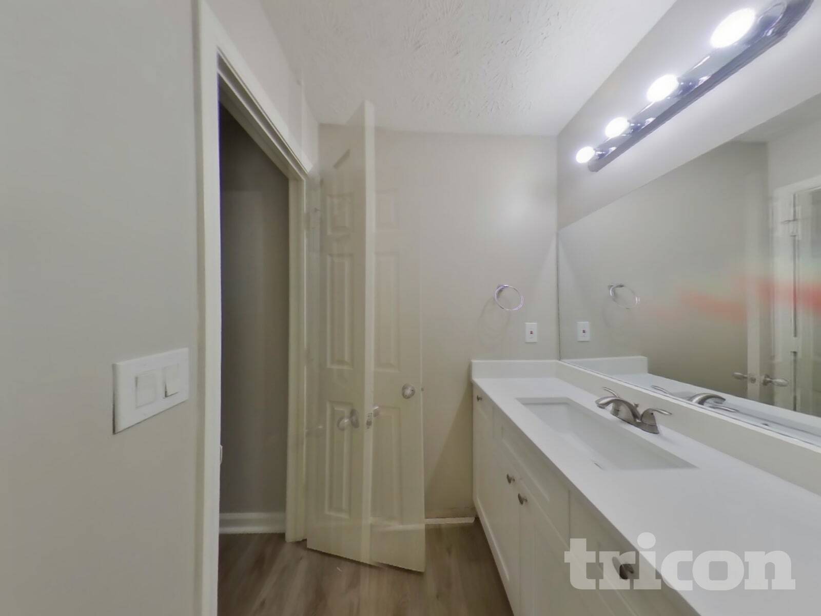 Building Photo - 1270 St Francis Ct