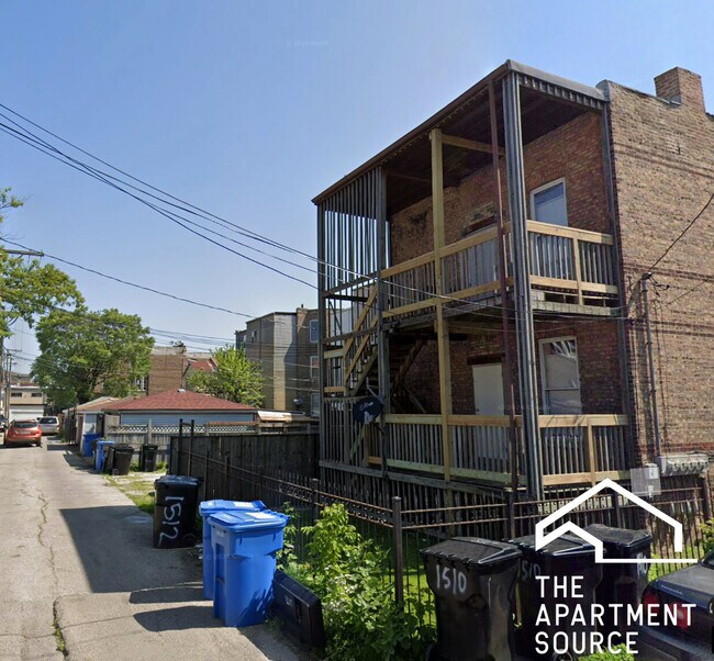 Building Photo - 1512 N Kedvale Ave