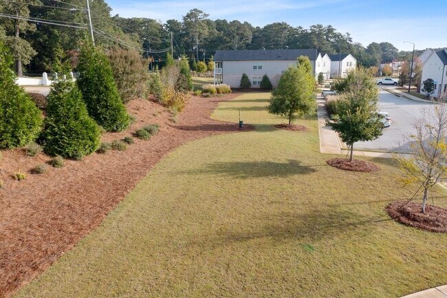 Building Photo - 694 Gabby Pt