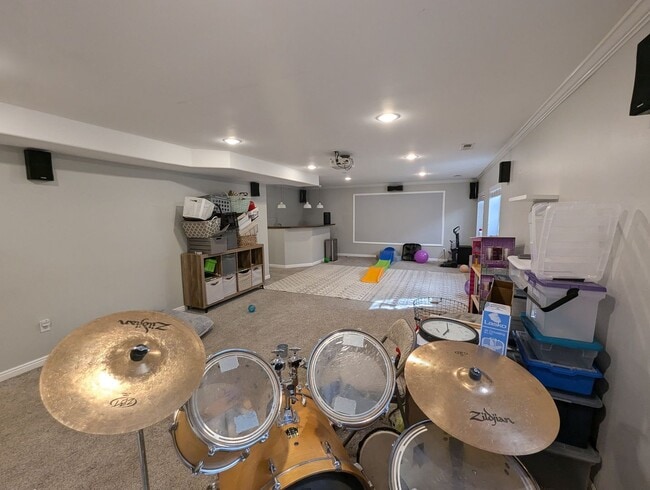 Building Photo - 5 Bedroom/3.5 Bathroom House in Lehi