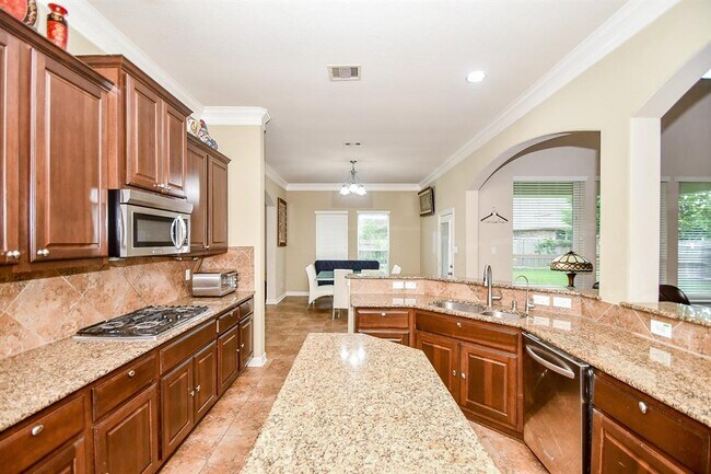 Building Photo - 1606 Locksley Ln