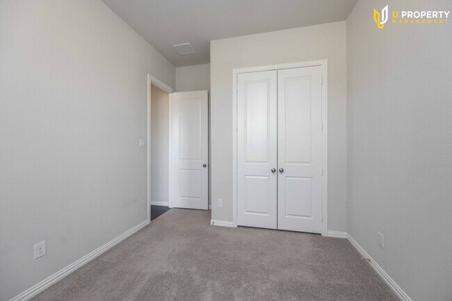 Building Photo - What's special