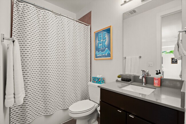 Building Photo - 505 Tillery St