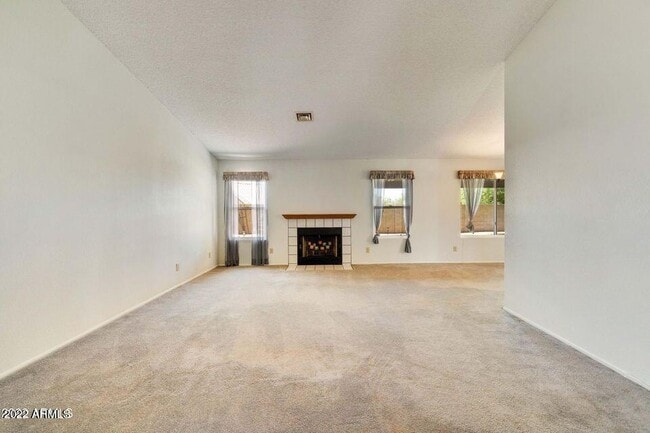 Building Photo - 4057 E Wescott Dr