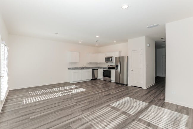 Building Photo - Fantastic 3bd/2.5ba home! Let yourself in!