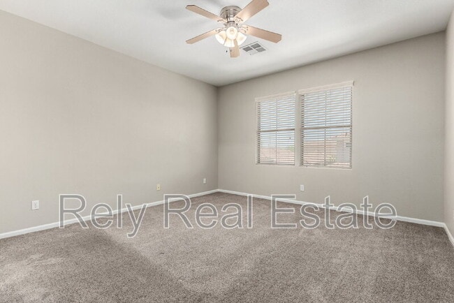 Building Photo - 13550 W Cypress St